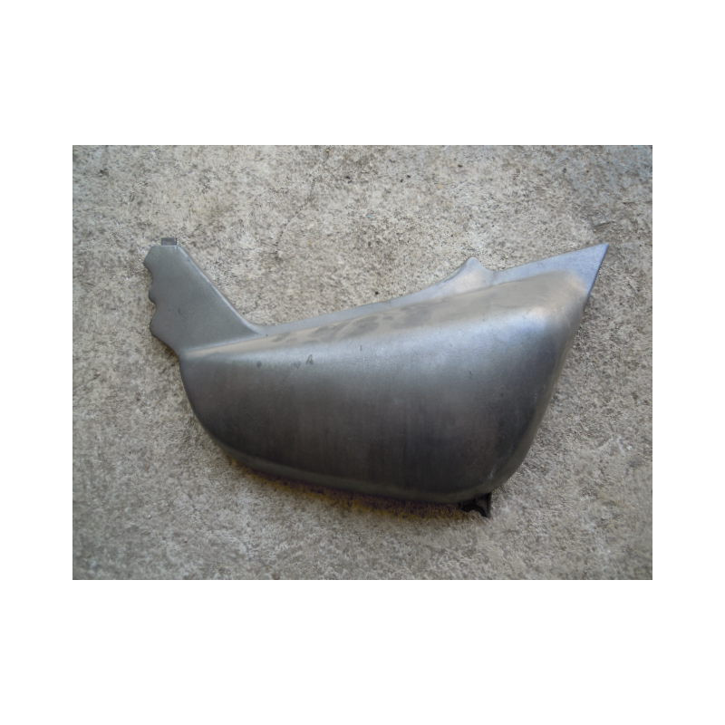 Hyosung GA 125 Cruise II Boczek prawy osłona szara