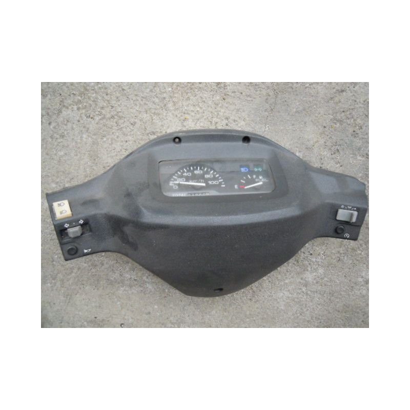 Suzuki AN 125 Licznik obudowa przełącznik