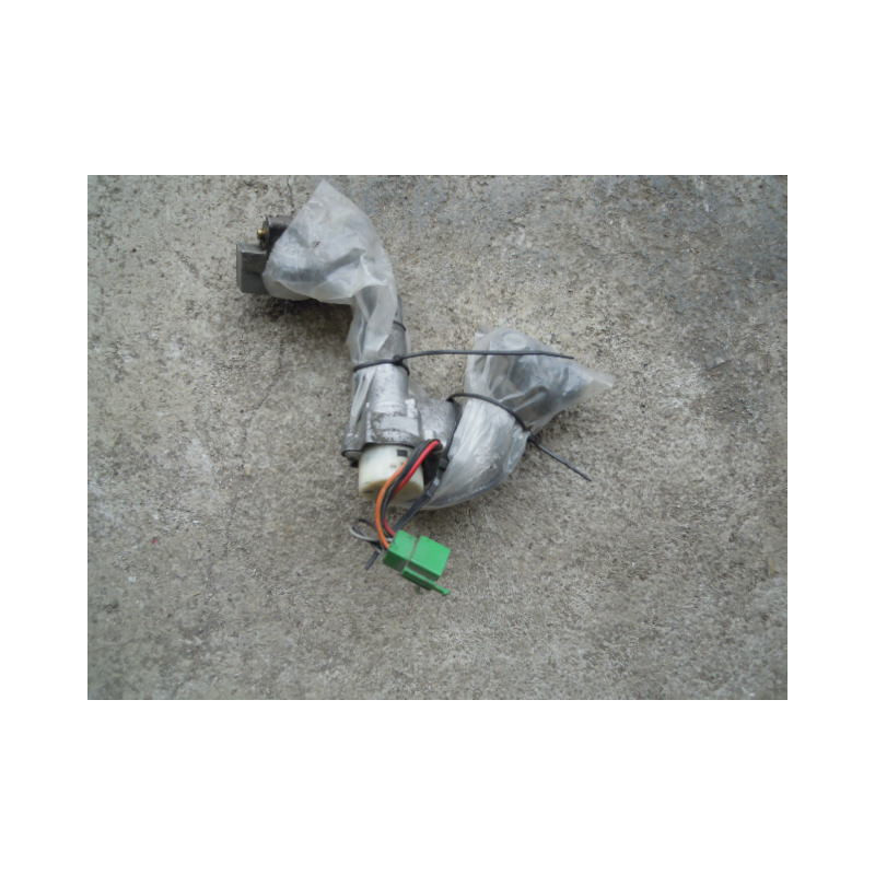 Suzuki AN 125 zestaw zamków kluczyk stacyjka