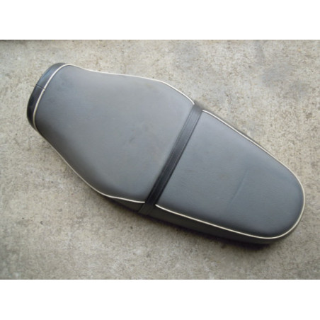 Suzuki TUX 125 Kanapa Siedzenie