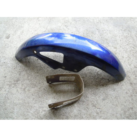 Suzuki GS 125 błotnik przód uchwyt