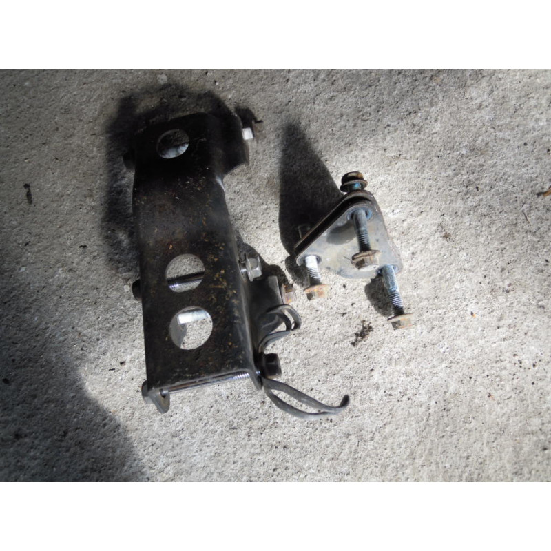 Suzuki GN 125 Mocowanie silnika oryginał