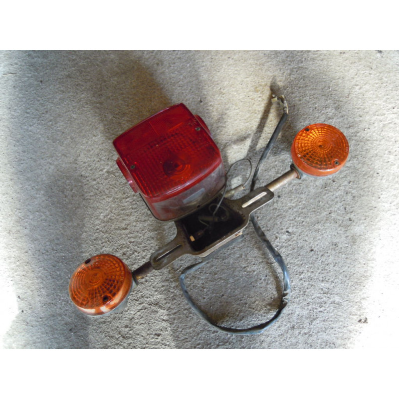 Suzuki GN 125 Lampa tył kierunkowskazy oryginał