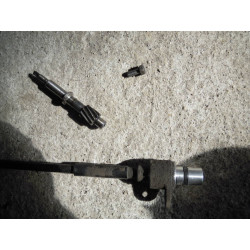 Suzuki GN 125 Ślimak obrotomierza oryginał wałek