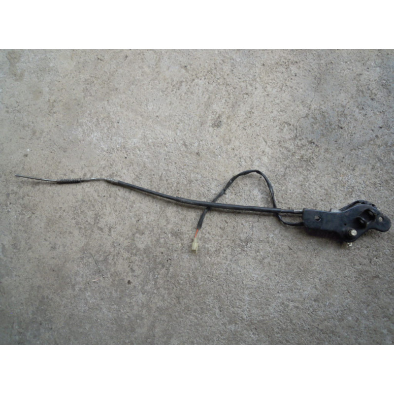 Hyosung GA 125 Cruise II uchwyt podnóżka prawy z czujnikiem