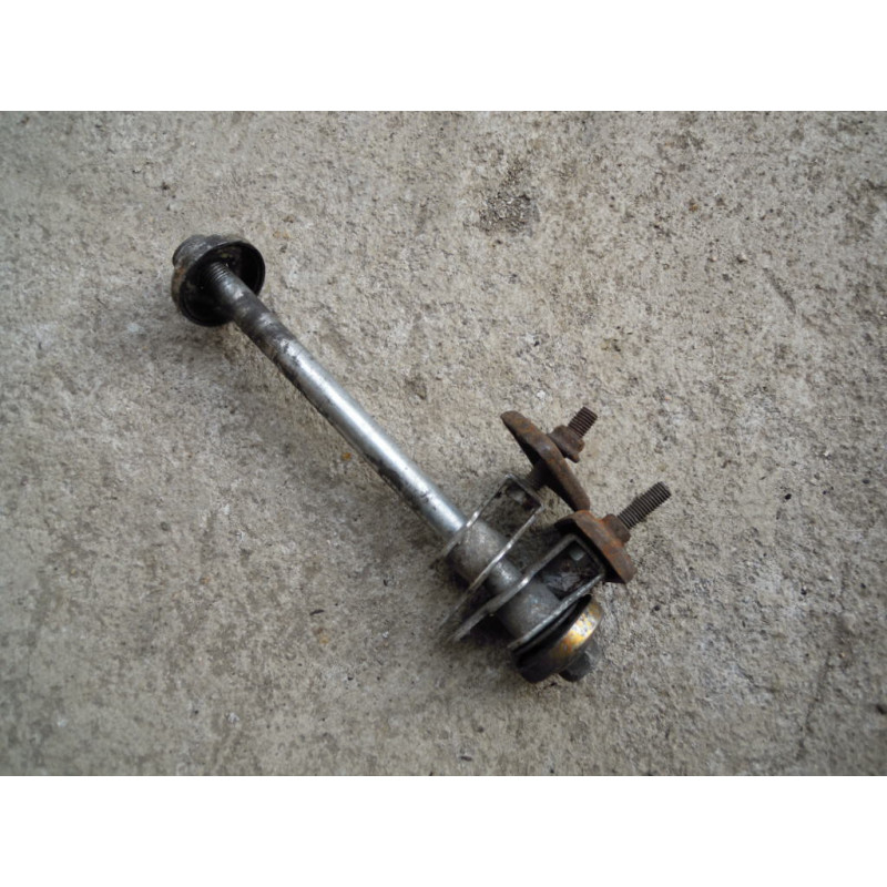 Hyosung GA 125 Cruise II Ośka tył napinacze łańcucha