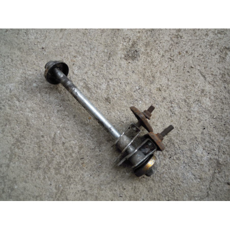 Hyosung GA 125 Cruise II Ośka tył napinacze łańcucha