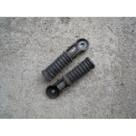 Yamaha SR 125 Nóżki tył podnóżek tylny 2 szt