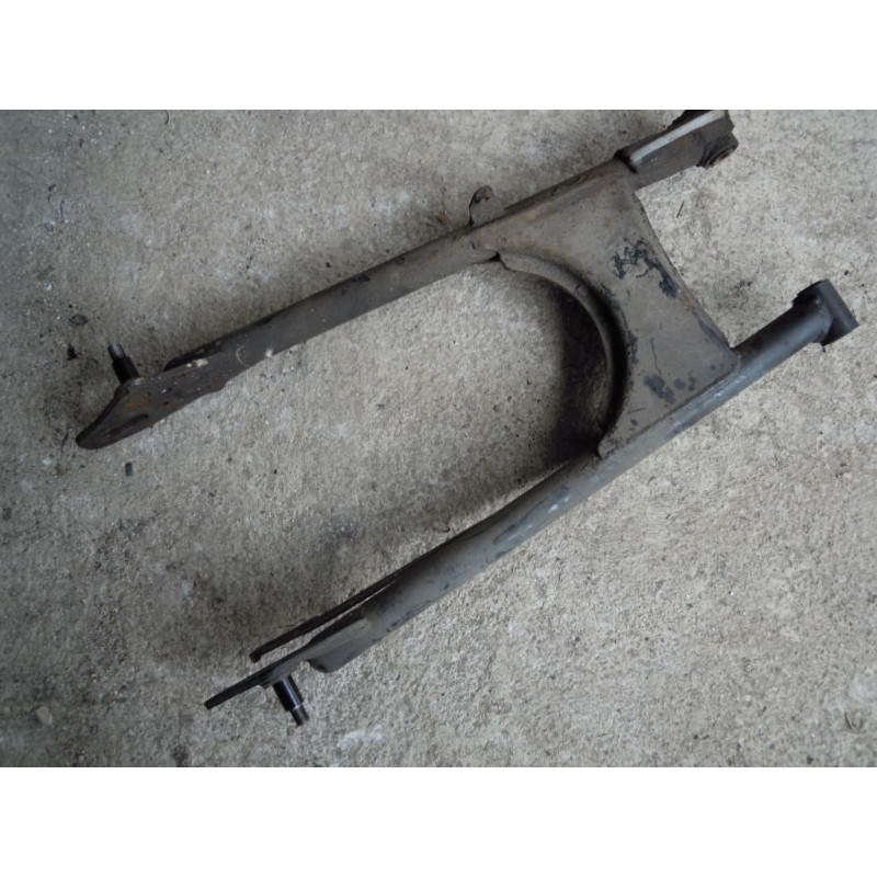 Yamaha SR 125 Wahacz tył