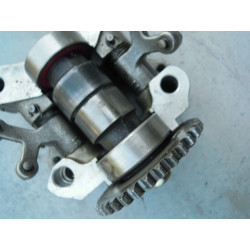 Hyosung GA 125 Cruise II wałek rozrządu mocowanie wałka 4 valve