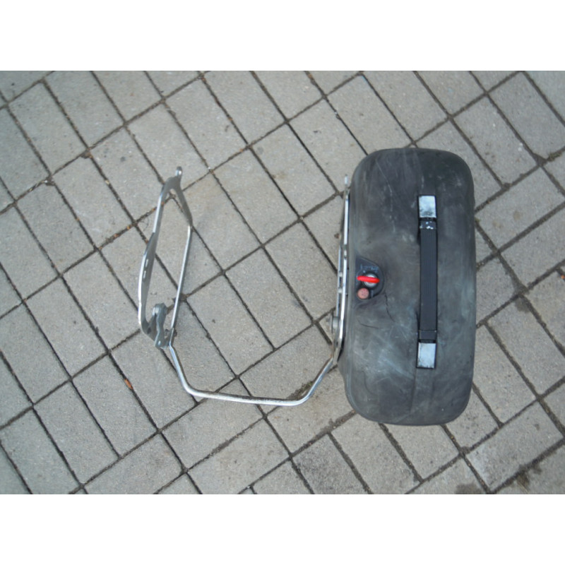 Suzuki GN 125 uchwyt na kufry kufer suzuki